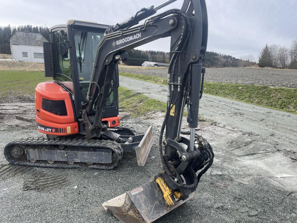 Engin de chantier Eurocomach ES35.2 ZT 2019 3,5t 497h Engin de chantier Eurocomach ES35.2 ZT 2019 3,5t 497h