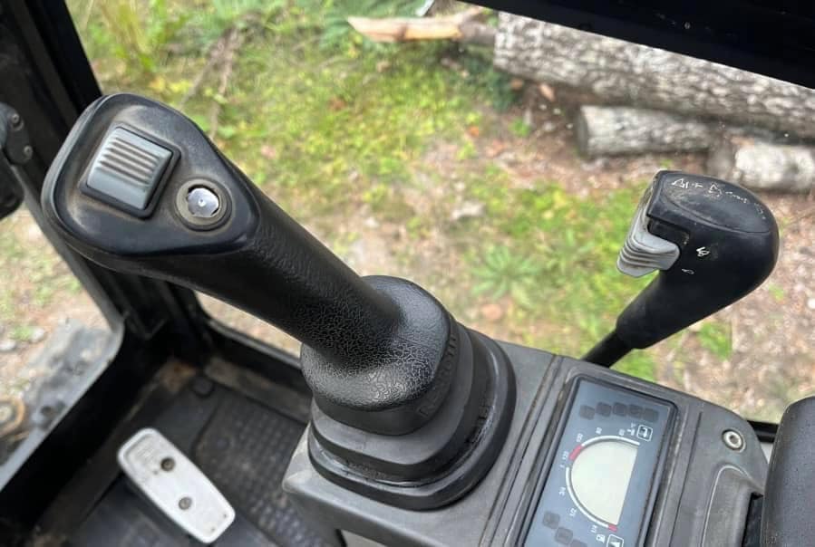 Équipement compact Bobcat 301.8 R1 2022 2t 165h Équipement compact Bobcat 301.8 R1 2022 2t 165h