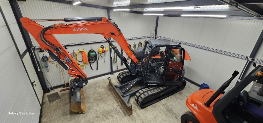 Kubota KX080-3 (2011) – Mini-Pelle 8T2 Kubota KX080-3 (2011) – Mini-Pelle 8T2