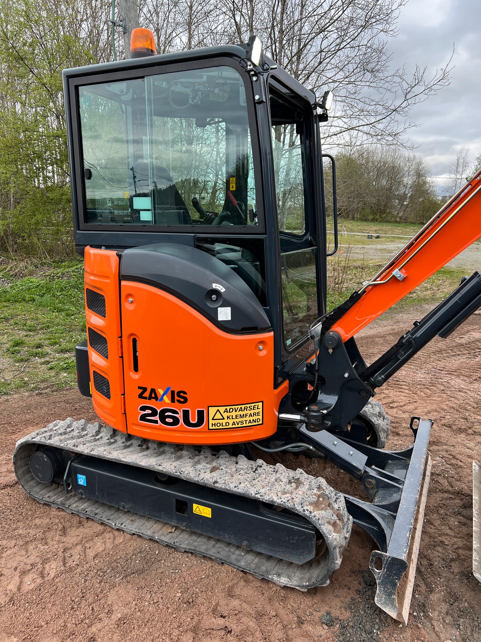 Mini pelle Hitachi ZX26U 5 2019 2,6t 80h Mini pelle Hitachi ZX26U 5 2019 2,6t 80h