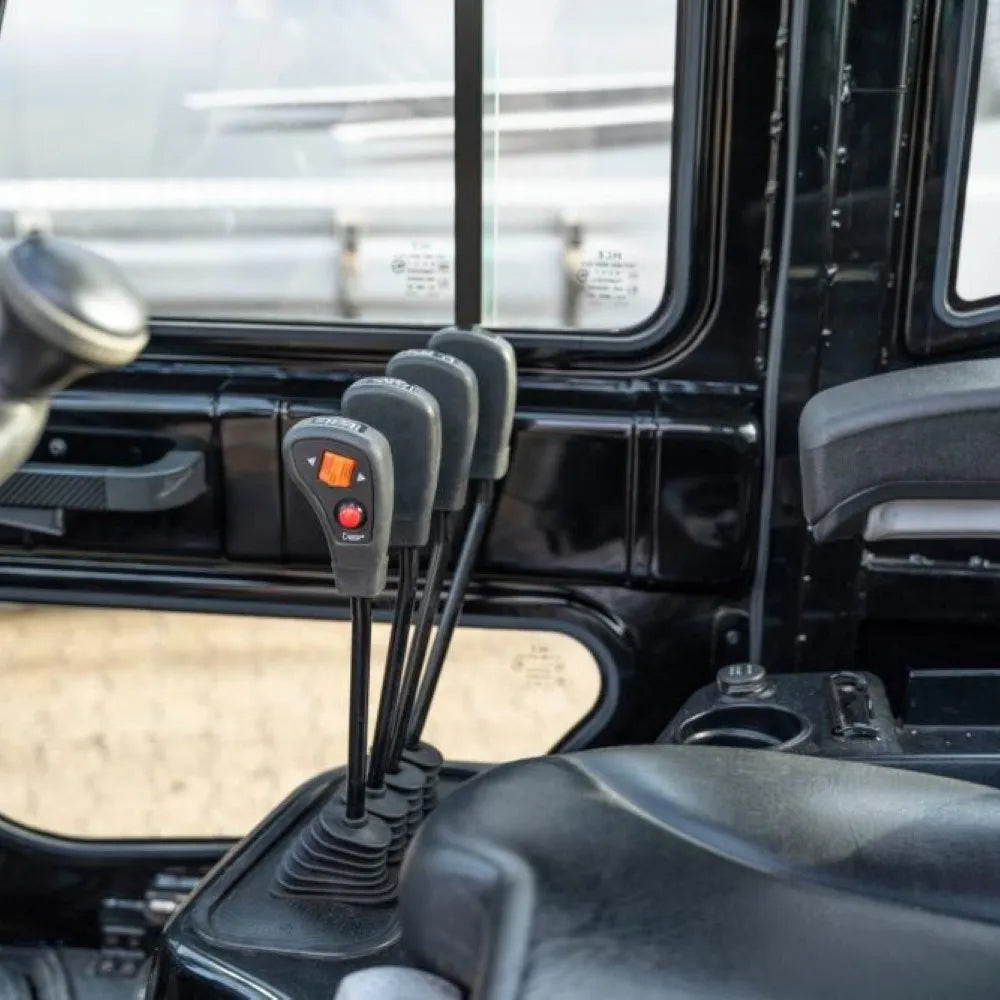 Chariot élévateur diesel Hyundai 30D-9E – Matériel d'occasion