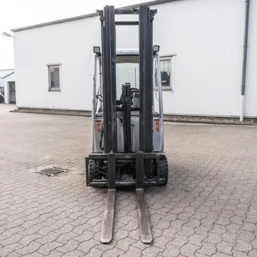Still RX20-18 – Chariot élévateur électrique d'occasion – Capacité 1800 kg