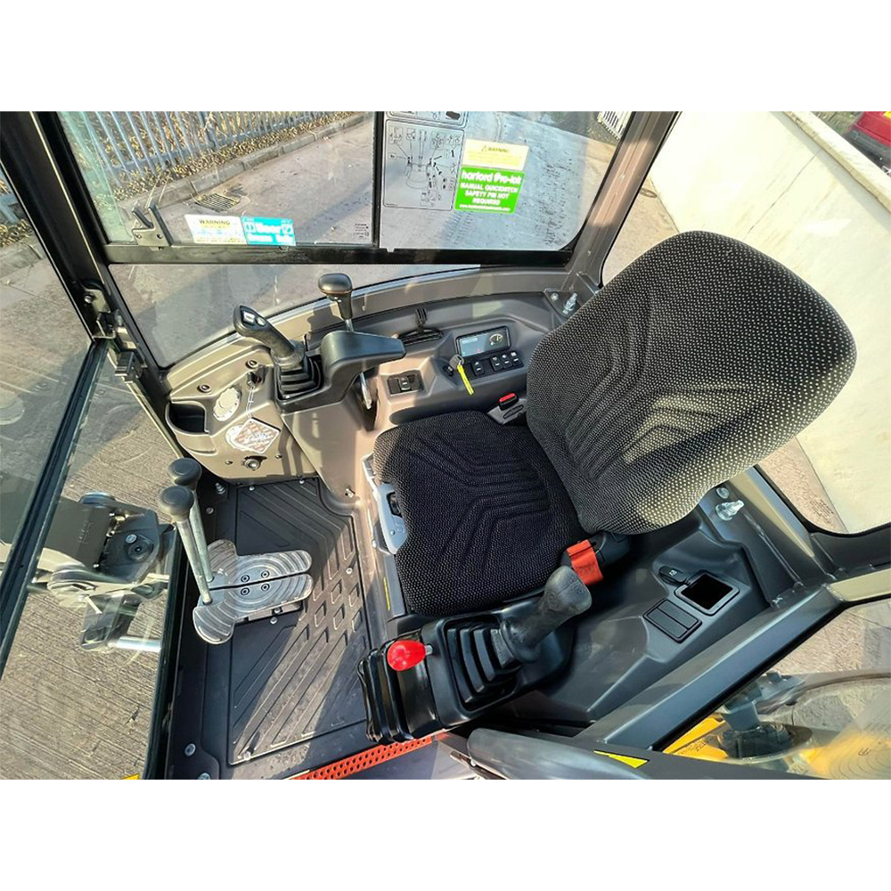 Équipement compact Volvo ECR25D – 2022 – 2,5 t – 196 h