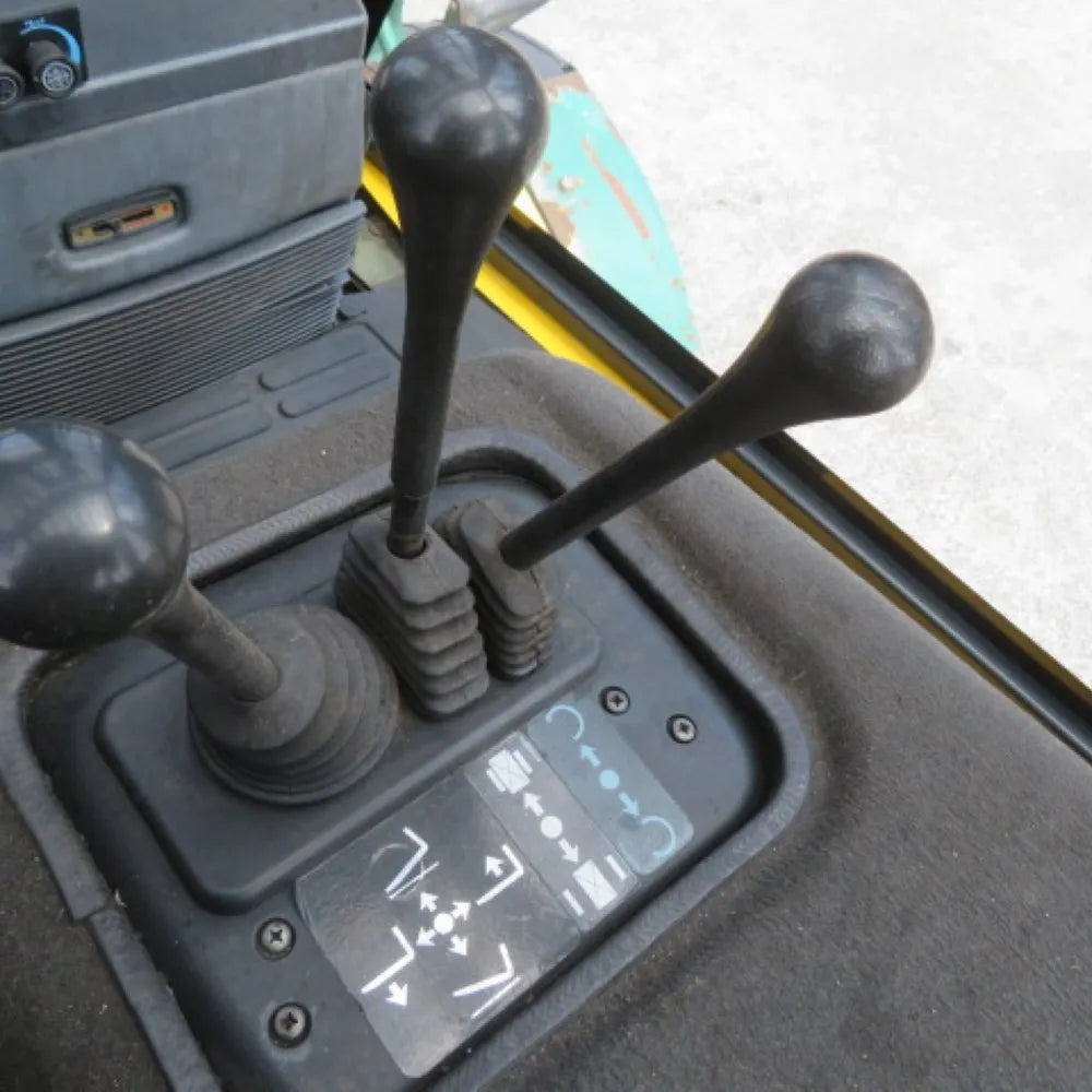 Toyota FBEF16 – Chariot élévateur électrique d'occasion – Capacité 1600 kg