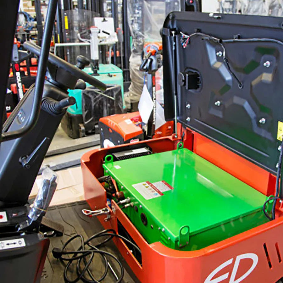Chariot élévateur électrique 4 roues EFL253 de 2500 kg d’EP