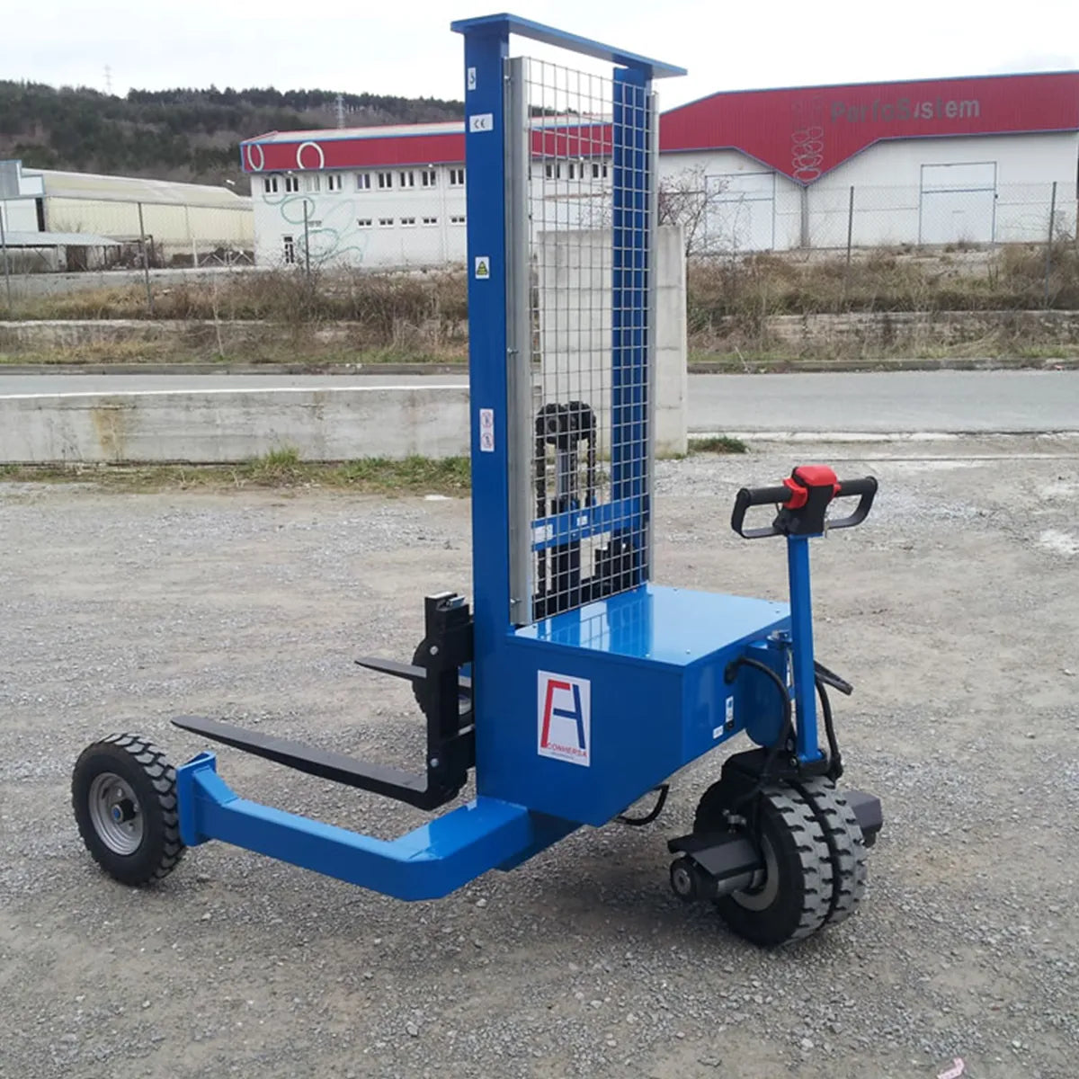 Gerbeur tout-terrain électrique ET1000 / ET1200 – Jusqu’à 3600 mm de hauteur de levage