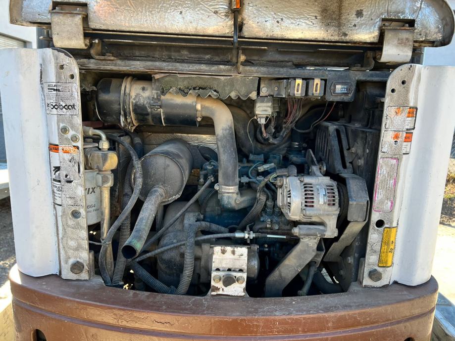 Bobcat 320 – 1997+REMORQUES