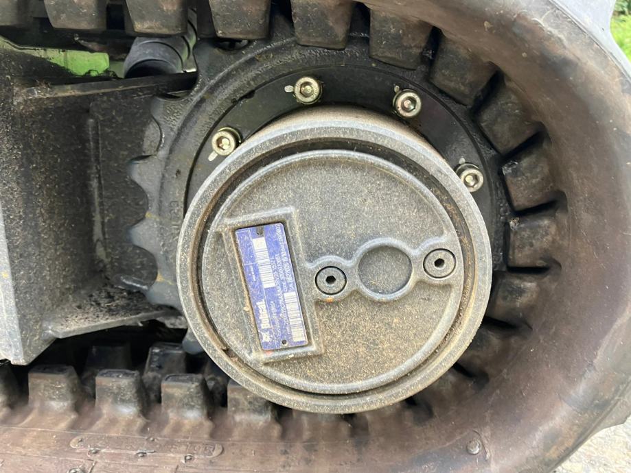 Bobcat E17 – 2022 – 1,7T