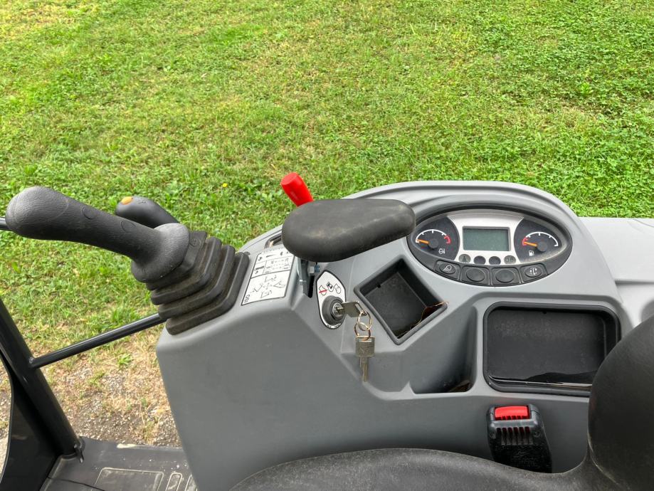 Bobcat E17 – 2022 – 1,7T
