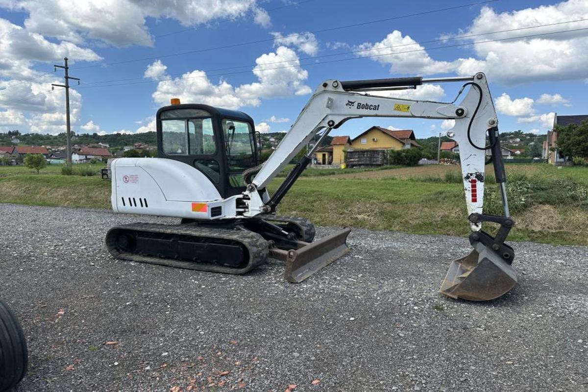 Mini Pelle Bobcat 337 – 2009 – 5T
