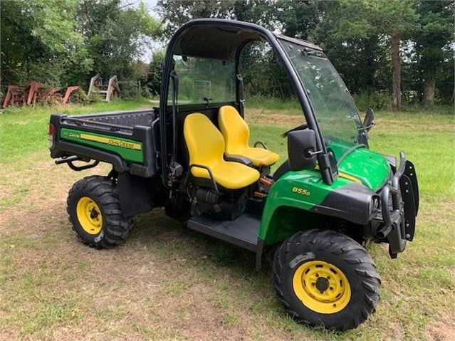 Équipement agricole compact John Deere 855 – 2013 – 24 ch – 1 643 h