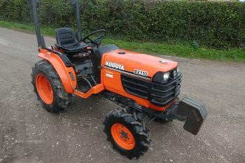 Équipement agricole compact Kubota B2110 – 2006 – 21 ch