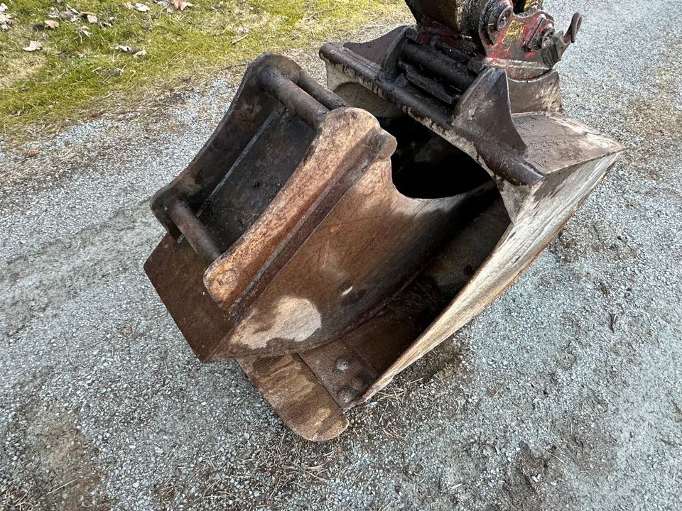 Équipement compact Yanmar B37V – 1998 – 3,3 t – 4 740 h