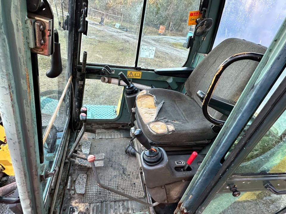 Équipement compact Yanmar B37V – 1998 – 3,3 t – 4 740 h