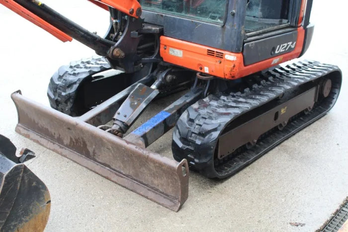 La mini-pelle Kubota U27-4, année 2015