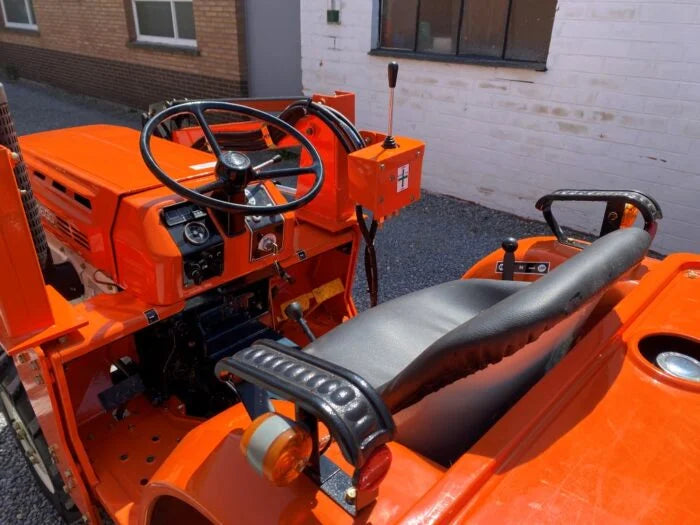 Micro-tracteur Kubota B1600D – 20 ch – 4