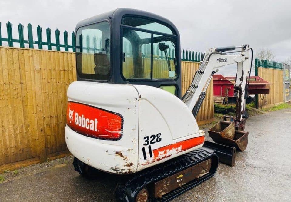Bobcat 328 – 2008 – Mini-Pelle – 5 296 h – 2,9 T