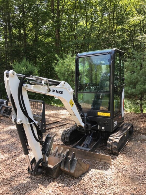 La Bobcat E20, modèle 2015
