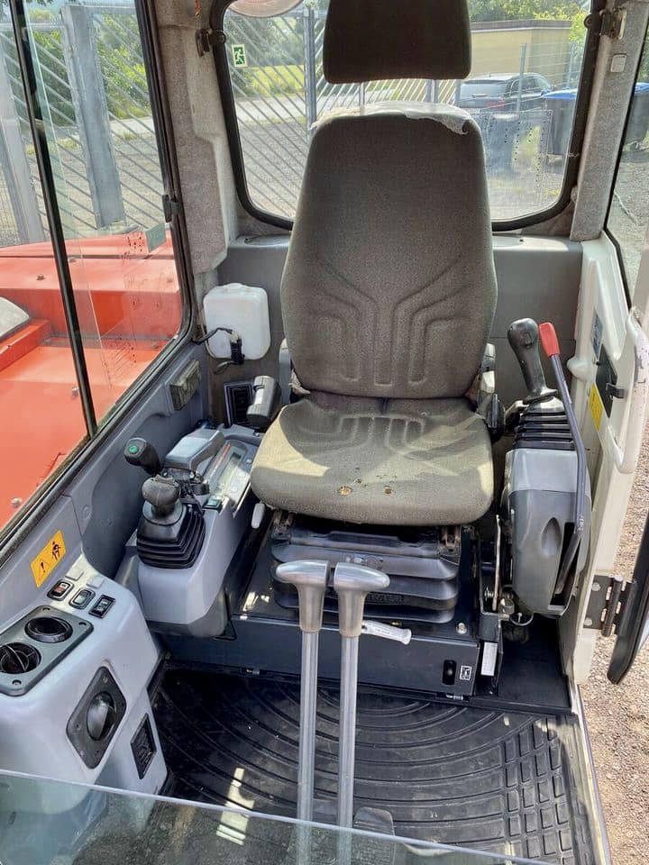 Kubota KX080-3 (2011) – Mini-Pelle 8T2