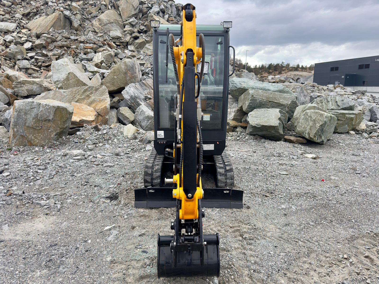 Mini pelle Fodit FT330 2025 2,5t 1h avec remorque