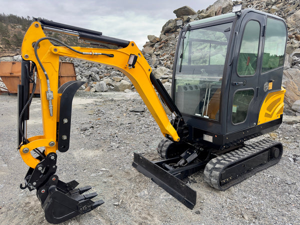 Mini pelle Fodit FT330 2025 2,5t 1h avec remorque