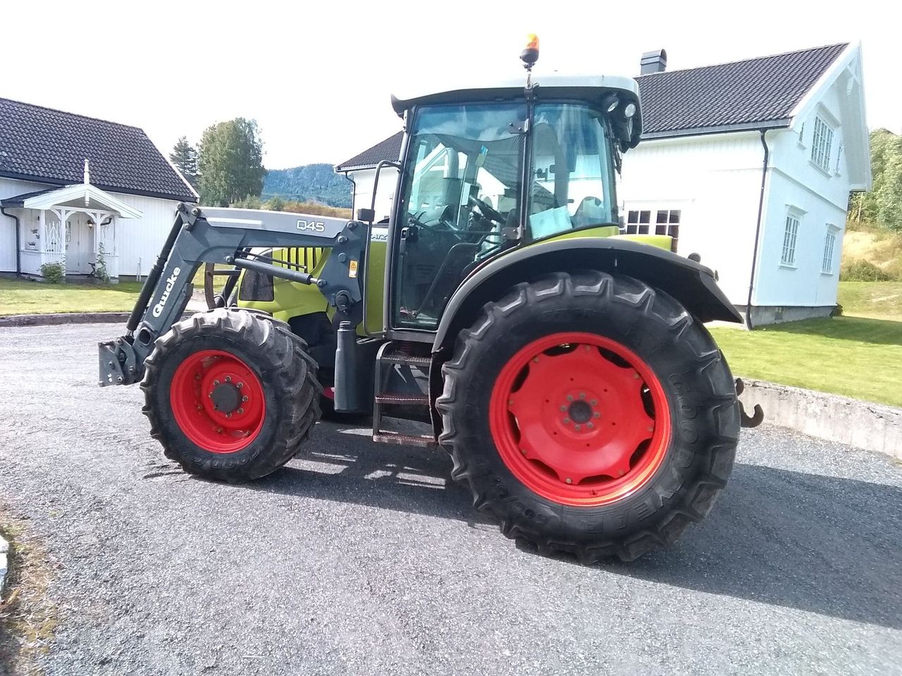 Équipement agricole CLAAS ARES 577 ATZ – 2006 – 122 ch